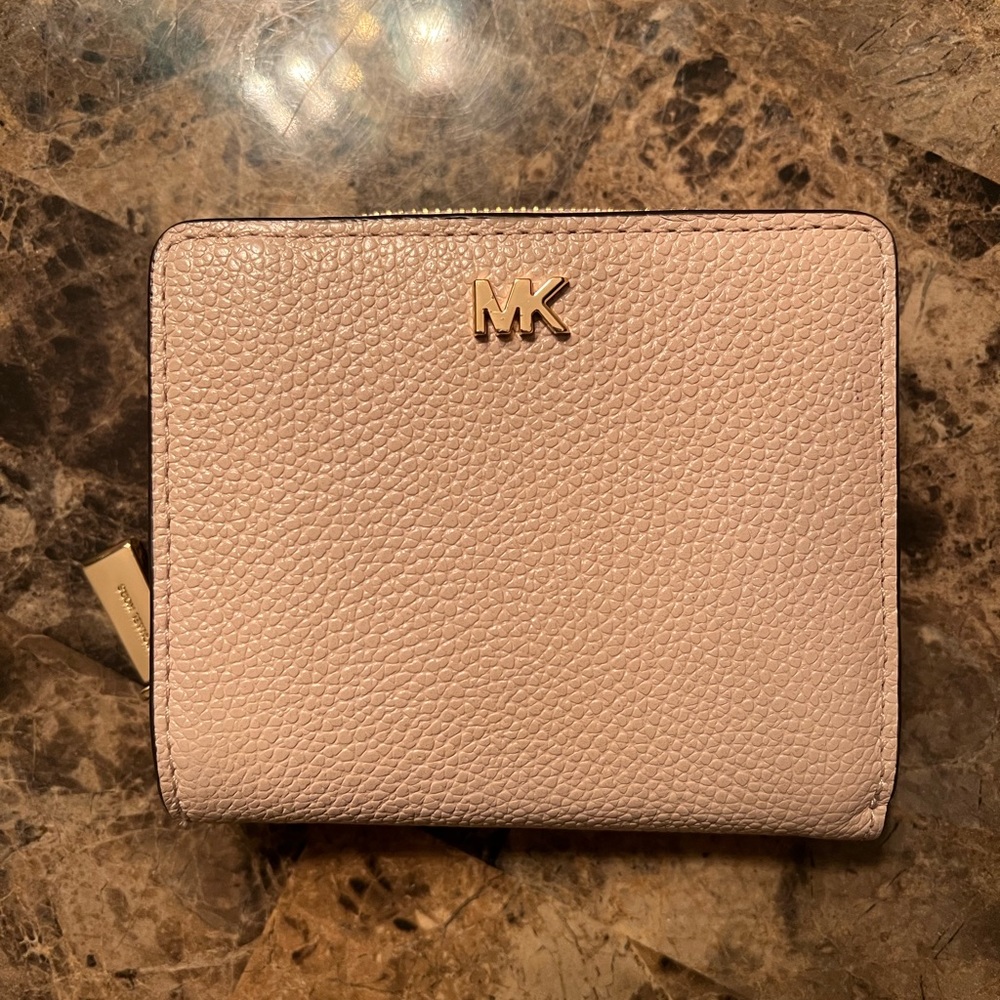 Michael Kors small zip wallet